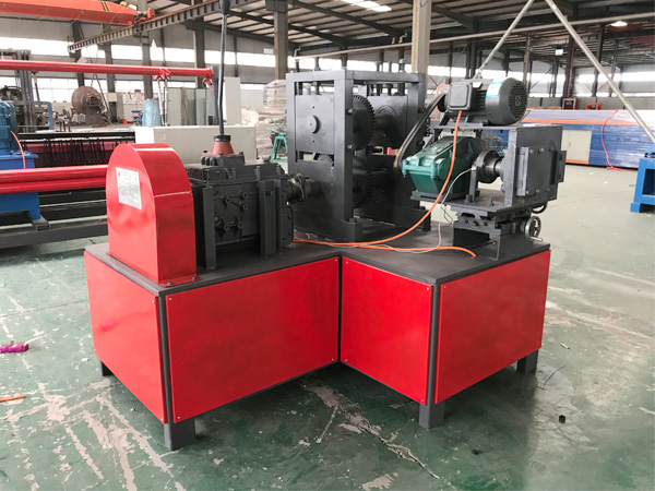 semi-automatic hydraulic crimped wire mesh machine