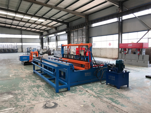4-12 full automatic hydraulic Crimped Wire Mesh Machine (2)